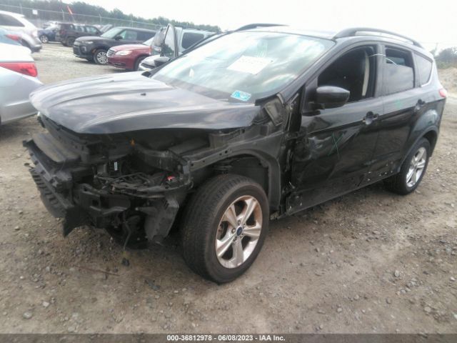 1FMCU0GX3FUA37237 Ford ESCAPE SE