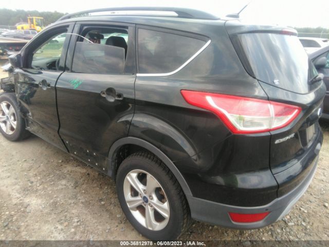 1FMCU0GX3FUA37237 Ford ESCAPE SE