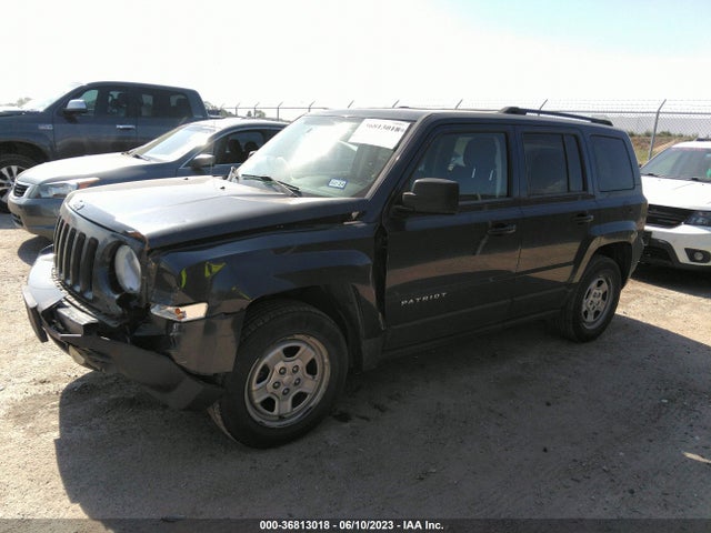 1C4NJPBAXED521888 Jeep Patriot Sport/altitude