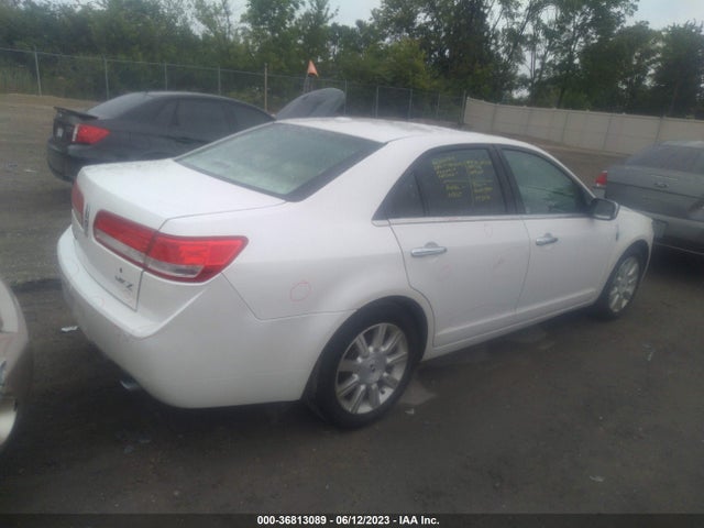 2010 LINCOLN MKZ VIN: 3LNHL2GC1AR638180