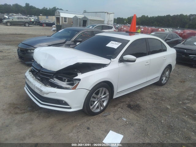 3VWL17AJ5HM399231 Volkswagen Jetta 1.8t Sel