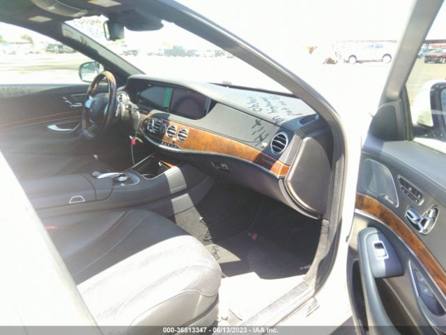 WDDUG8FB3FA160676 Mercedes-Benz S-class S 550