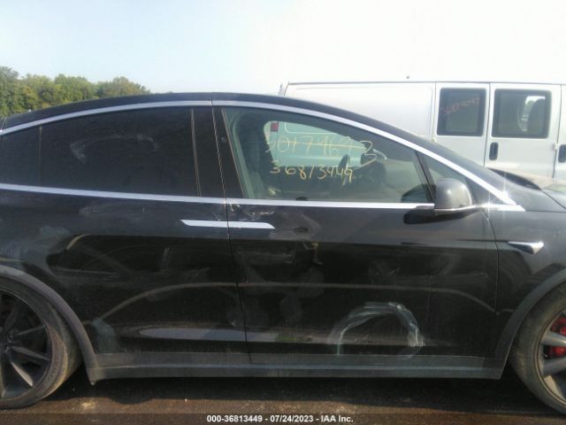 5YJXCBE4XJF106665 Tesla Model X 75d/100d/p100d