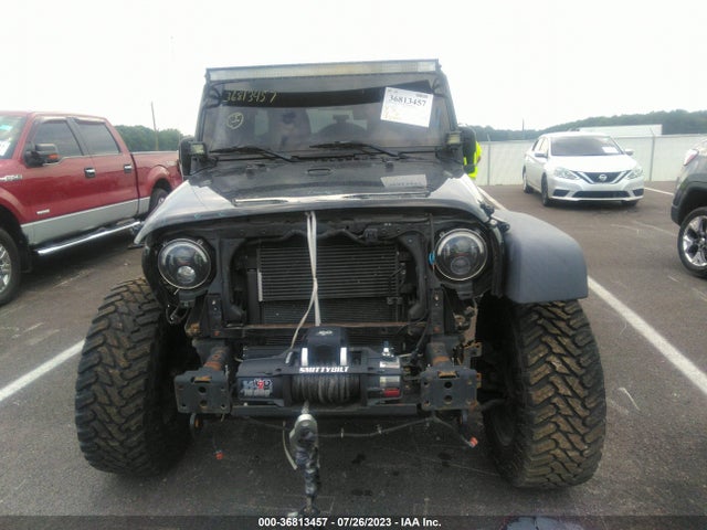 1C4BJWDGXFL511271 Jeep Wrangler Unlimited Sport