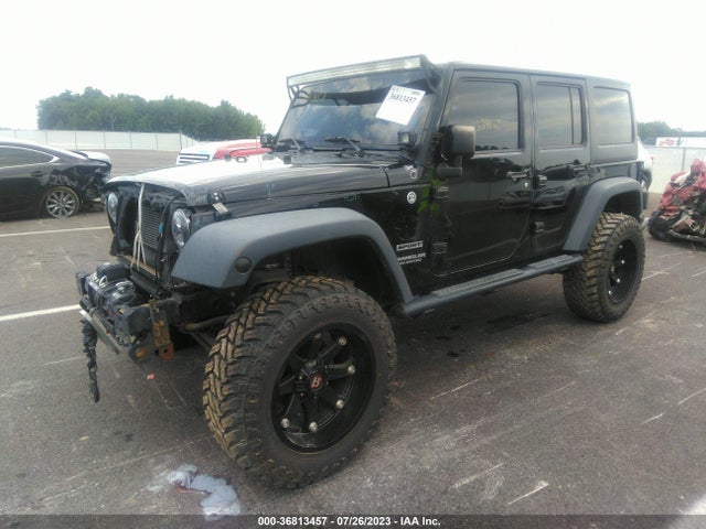1C4BJWDGXFL511271 Jeep Wrangler Unlimited Sport