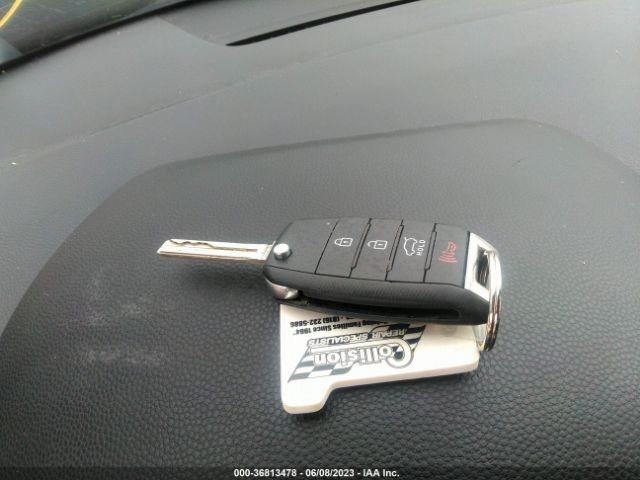 KNDJN2A23E7057518 KIA Soul Base