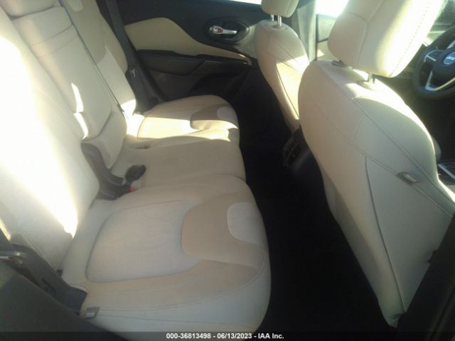 1C4PJLAB3GW275379 Jeep Cherokee Sport