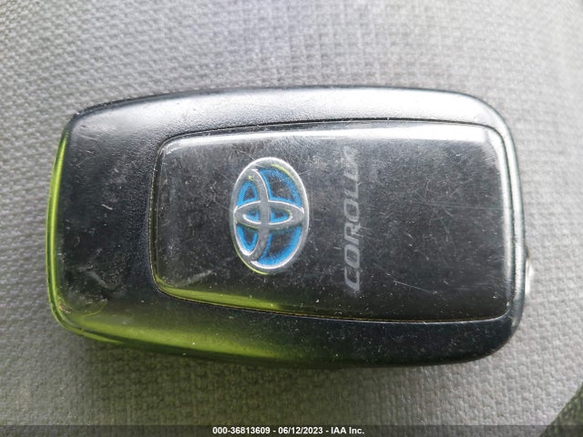 Toyota Corolla Hybrid Le 2020 JTDEBRBE1LJ016249 Image 3