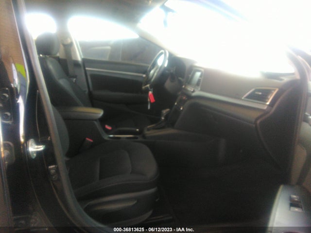 Hyundai Elantra Value Edition 2017 5NPD84LF2HH161465 Image 12