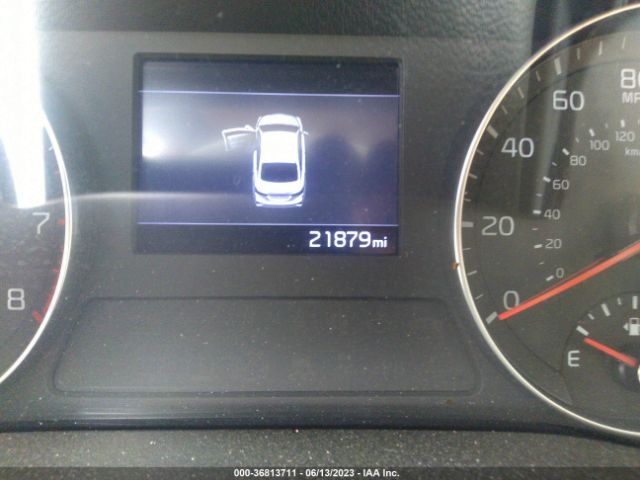 3KPF24ADXKE137910 KIA Forte Lxs