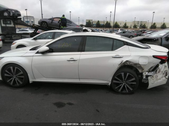 1N4BL4FVXKC209912 Nissan Altima 2.5 Platinum