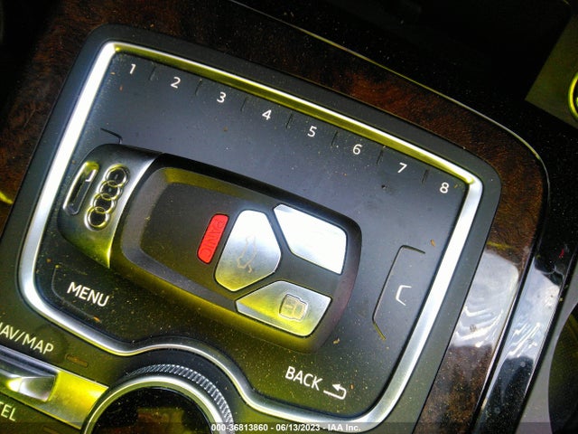 WA1LAAF72JD005886 Audi Q7 Premium Plus