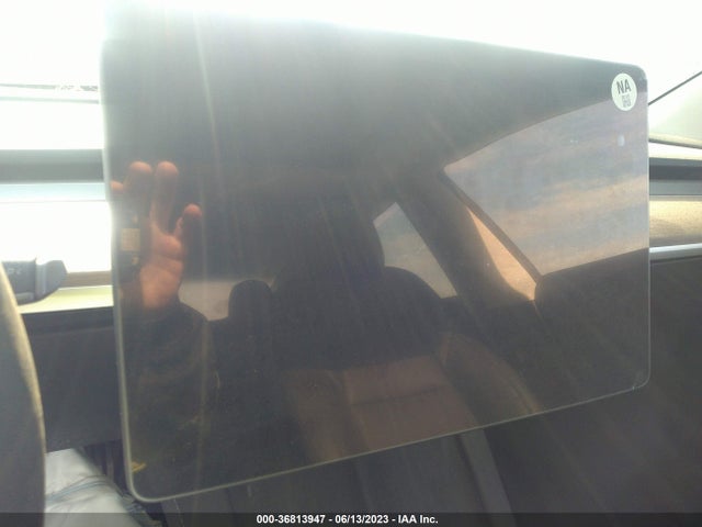 Tesla Model 3 Performance 2023 5YJ3E1EC1PF484666 Image 7