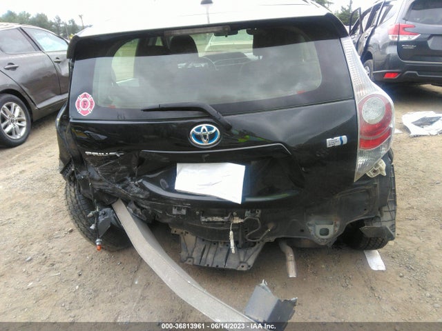 Toyota Prius C One/three/two/four 2014 JTDKDTB39E1067235 Image 8