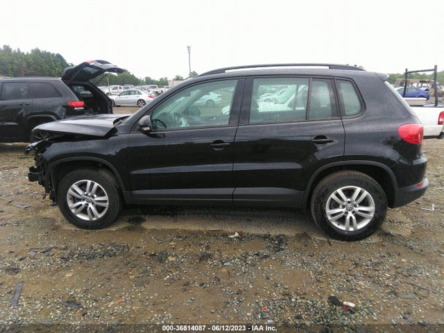 WVGAV7AX7HK036757 Volkswagen TIGUAN S