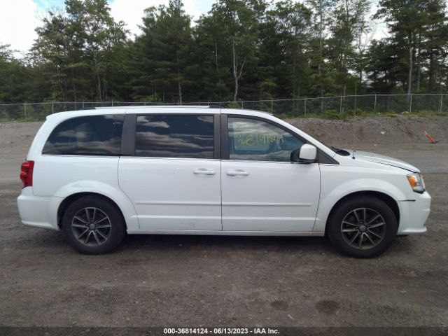 2C4RDGCG9HR800942 Dodge Grand Caravan Sxt
