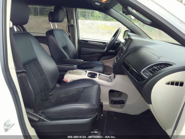 2C4RDGCG9HR800942 Dodge Grand Caravan Sxt