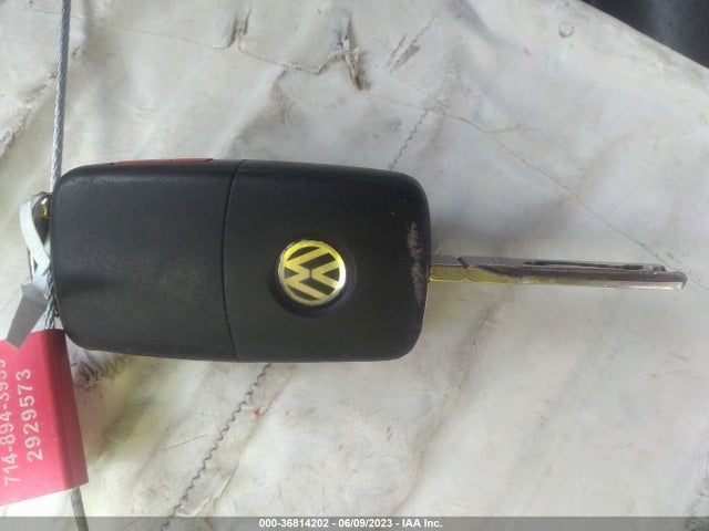 1VWAT7A36EC113354 Volkswagen Passat Wolfsburg Ed
