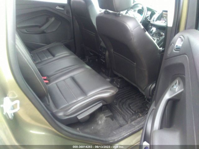 1FMCU9JX7EUA22882 Ford Escape Titanium