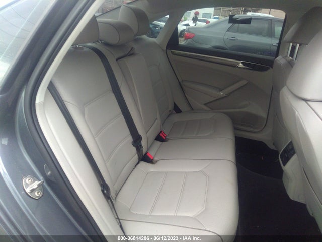 1VWBA7A30JC050160 Volkswagen Passat 2.0t Se