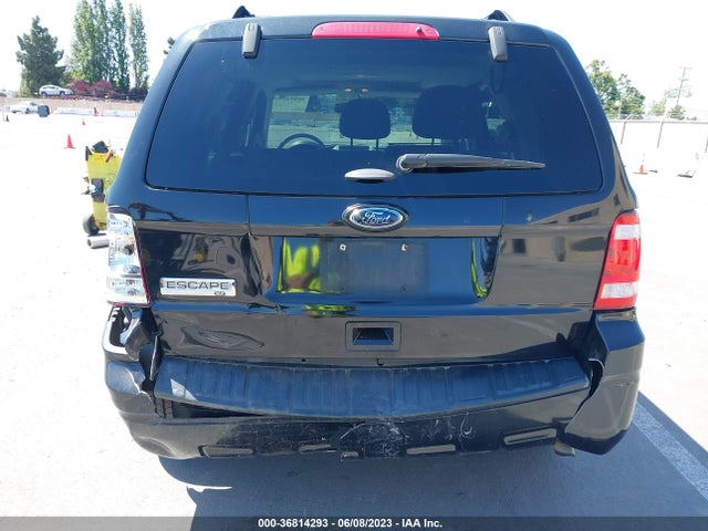 2011 FORD ESCAPE XLT VIN: 1FMCU0D77BKB29199