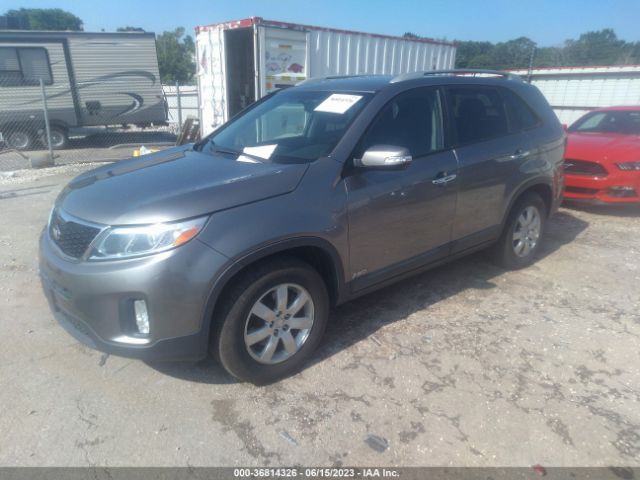 5XYKTCA60FG571530 KIA SORENTO LX