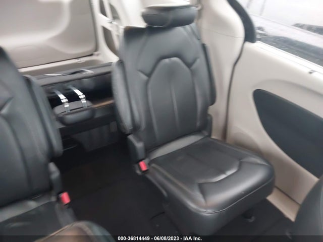 2C4RC1BG2NR128381 Chrysler Pacifica Touring L