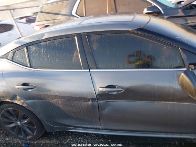 1N4AA6AV4KC384595 Nissan Maxima Sr