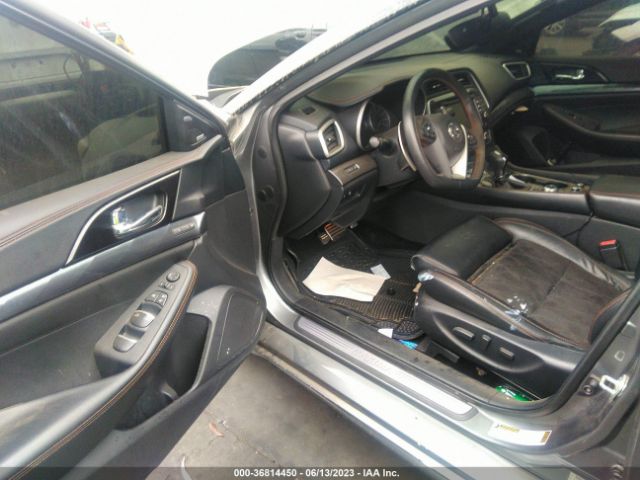 1N4AA6AV4KC384595 Nissan Maxima Sr