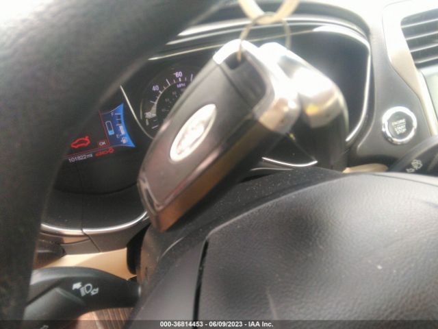 3FA6P0LU0HR244737 Ford Fusion Hybrid Se