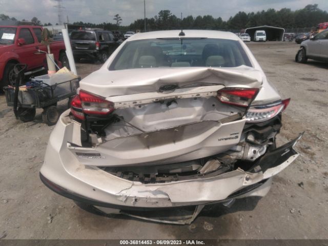3FA6P0LU0HR244737 Ford Fusion Hybrid Se