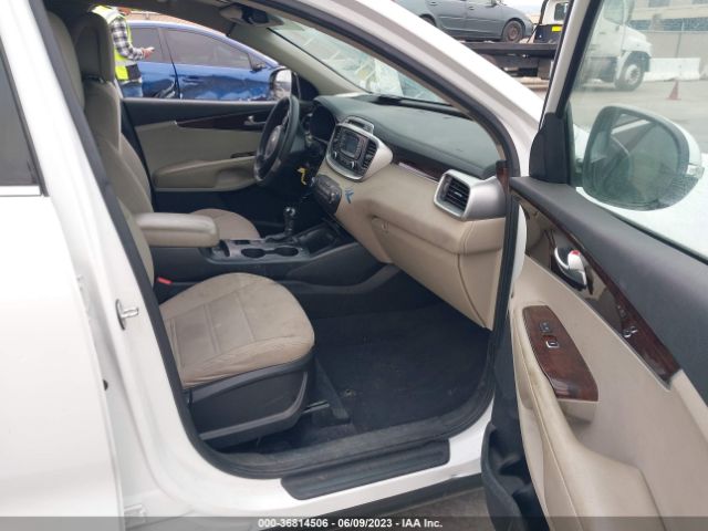 5XYPG4A51GG097015 KIA SORENTO LX