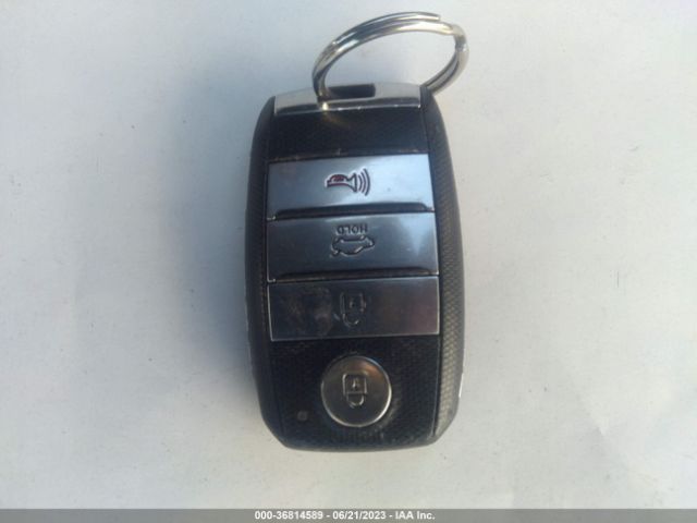 KNAGT4LC9H5005454 KIA Optima Hybrid Base