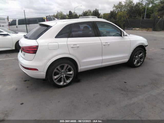 WA1EFCFS0FR012159 Audi Q3 2.0t Premium Plus