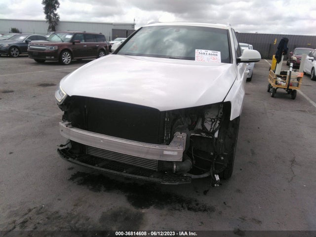 WA1EFCFS0FR012159 Audi Q3 2.0t Premium Plus