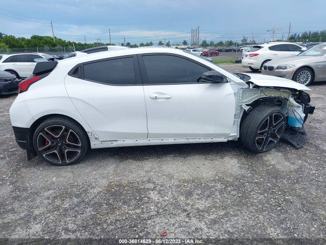 2022 Hyundai Veloster, VIN: KMHT36AH8NU012517