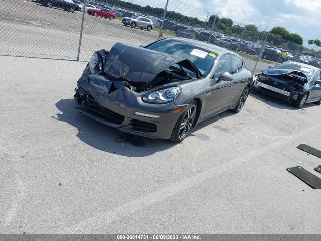 2014 Porsche Panamera, VIN: WP0AA2A76EL011843