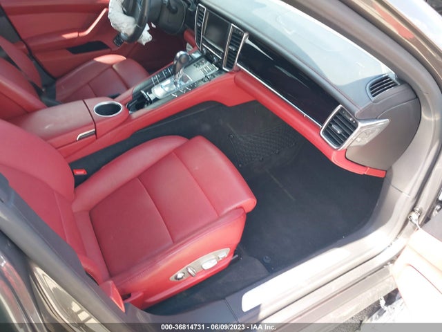 2014 Porsche Panamera, VIN: WP0AA2A76EL011843