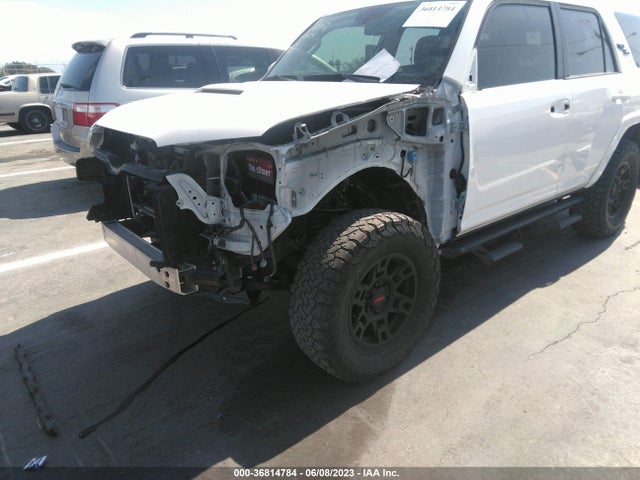 Toyota 4RUNNER SR5 2019 JTEBU5JR1K5683366 Image 7