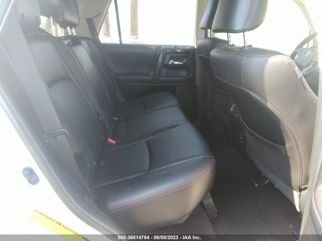 Toyota 4RUNNER SR5 2019 JTEBU5JR1K5683366 Image 9