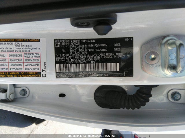 Toyota 4RUNNER SR5 2019 JTEBU5JR1K5683366 Image 10