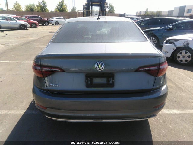 3VWCB7BU0KM141941 Volkswagen JETTA S