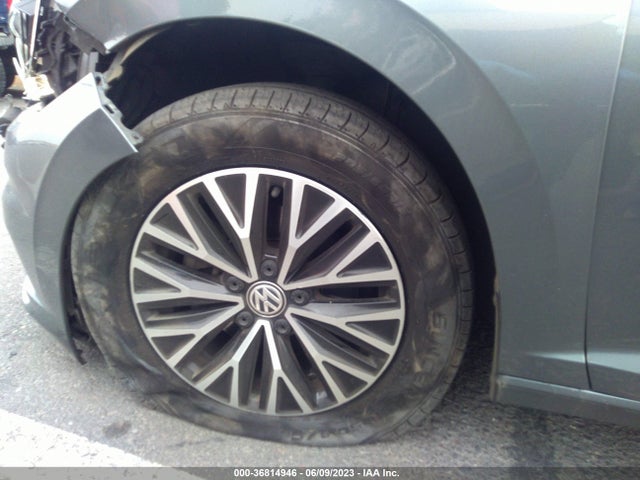 3VWCB7BU0KM141941 Volkswagen JETTA S