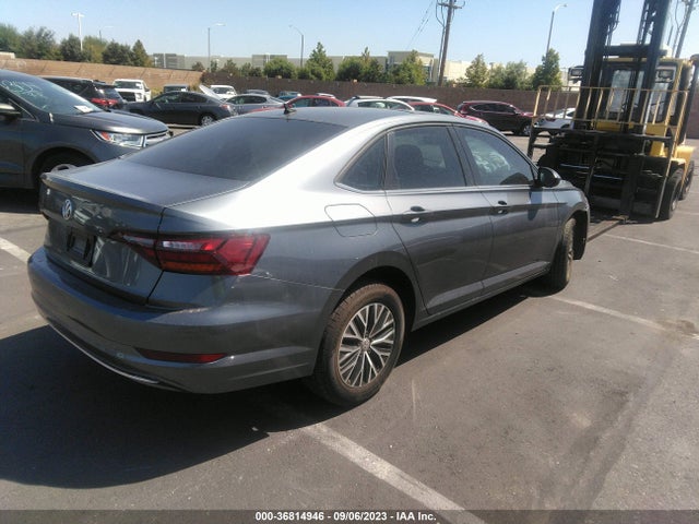 3VWCB7BU0KM141941 Volkswagen JETTA S