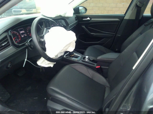 3VWCB7BU0KM141941 Volkswagen JETTA S