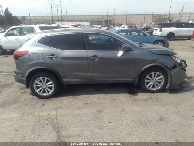 JN1BJ1CP4HW002351 Nissan Rogue Sport Sv