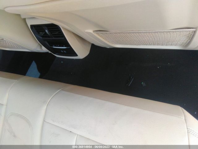 3MW5R1J03M8C06275 BMW 3 Series 330i