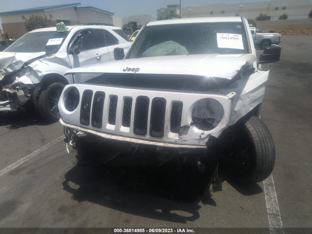 1C4NJRFBXGD595393 Jeep Patriot High Altitude Edition
