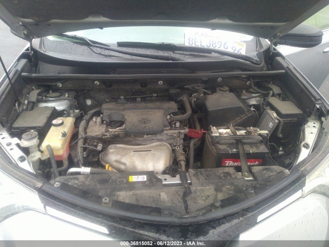 Toyota RAV4 LE 2018 JTMZFREV6JJ181793 Image 10