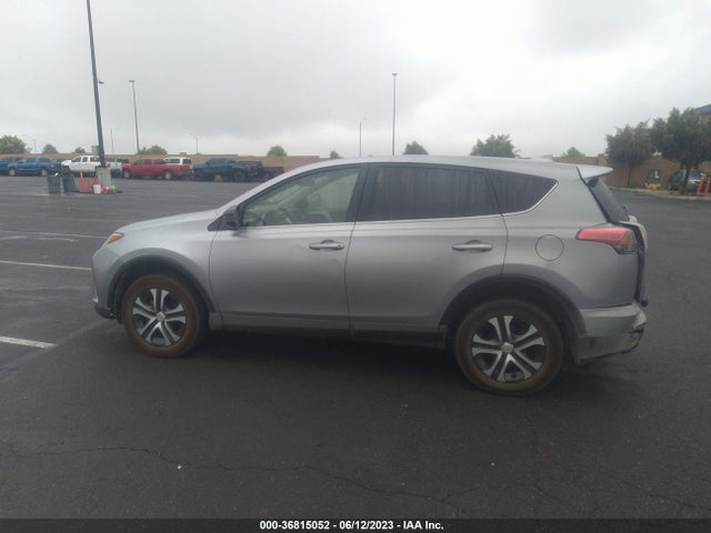 Toyota RAV4 LE 2018 JTMZFREV6JJ181793 Image 15